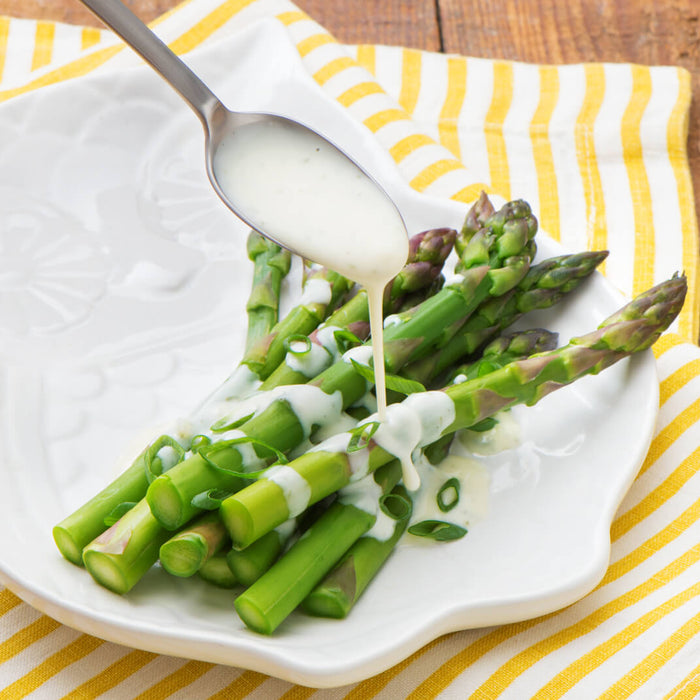 Asparagus with Green Onion Buttermilk Dressing